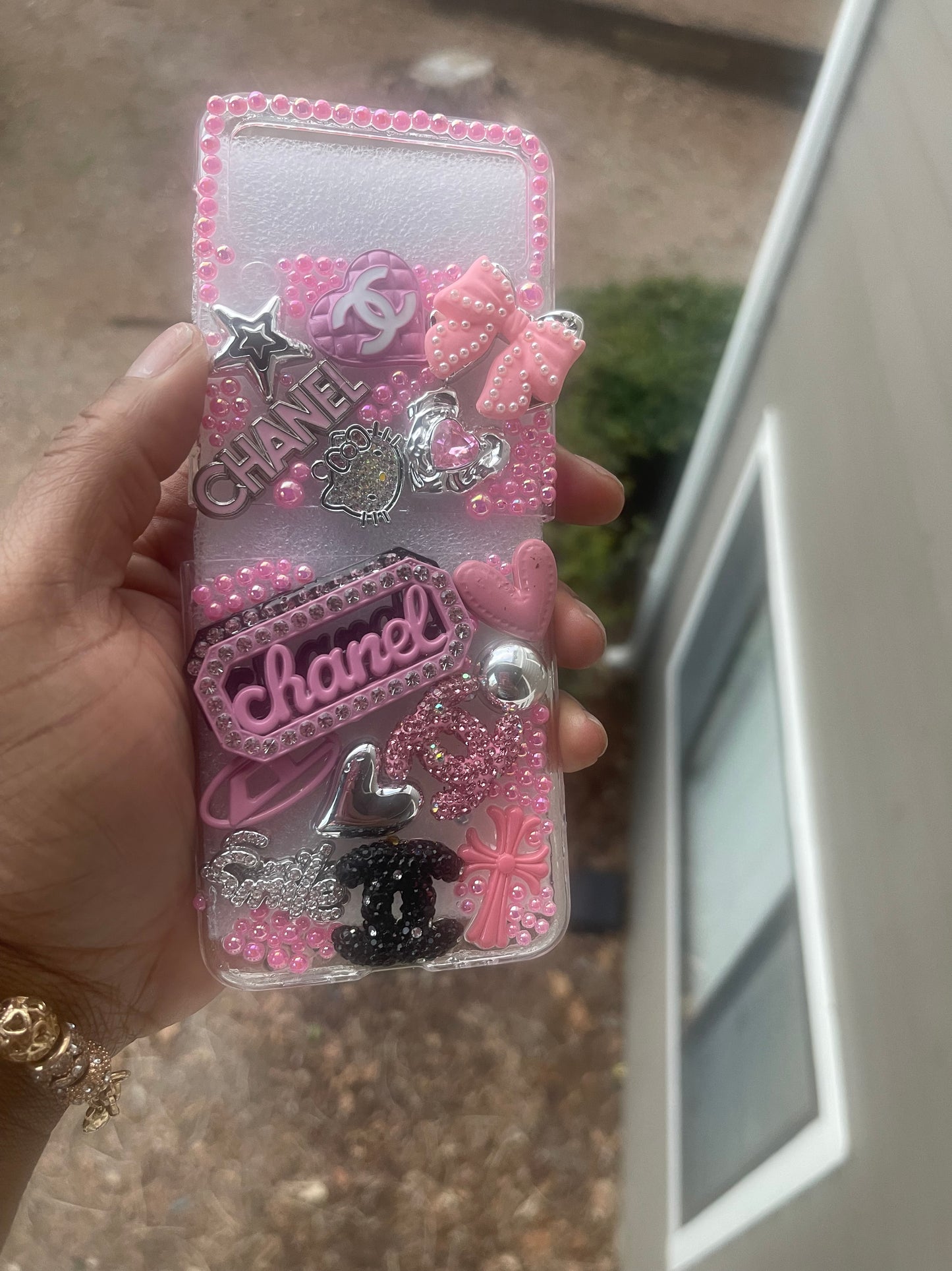 Bubble gum pink (z flip 3)