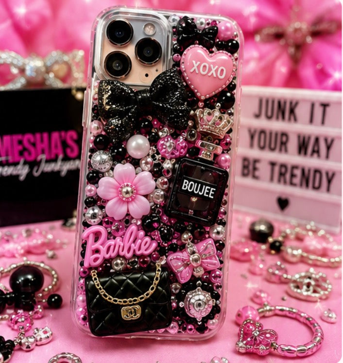 Junk phone case and accessories class